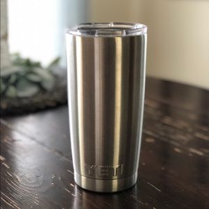 🔥SALE🔥YETI 💚 20oz Tumbler